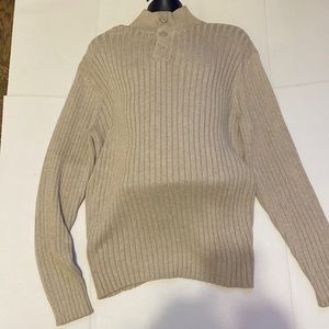 Old navy 3 button sweater
